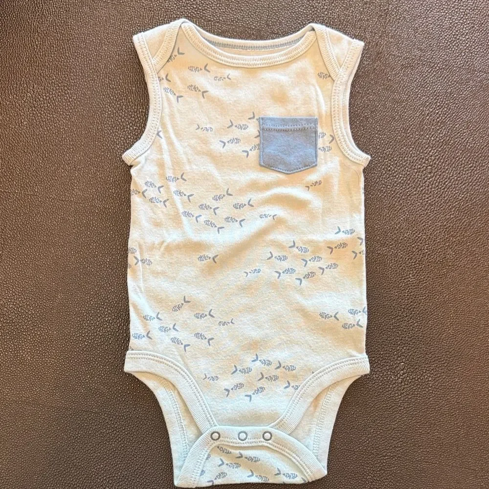 Bundle of 6 Baby Bodysuits Cloud Island brand and other  Blue and White  Set 3-9